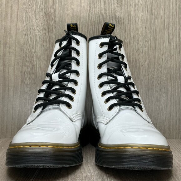 Dr. Martens Boots Sz W7 M6 Zavala 8 Eyelet Combat Platform Patent Leather White - Picture 2 of 12